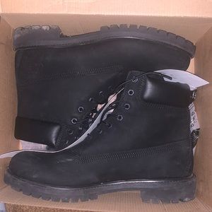Blacks timbs size 12